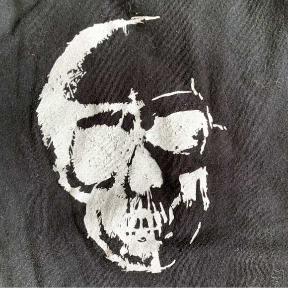 Portage & Main 🇨🇦 • Bodysuit - Picture 3 of 5